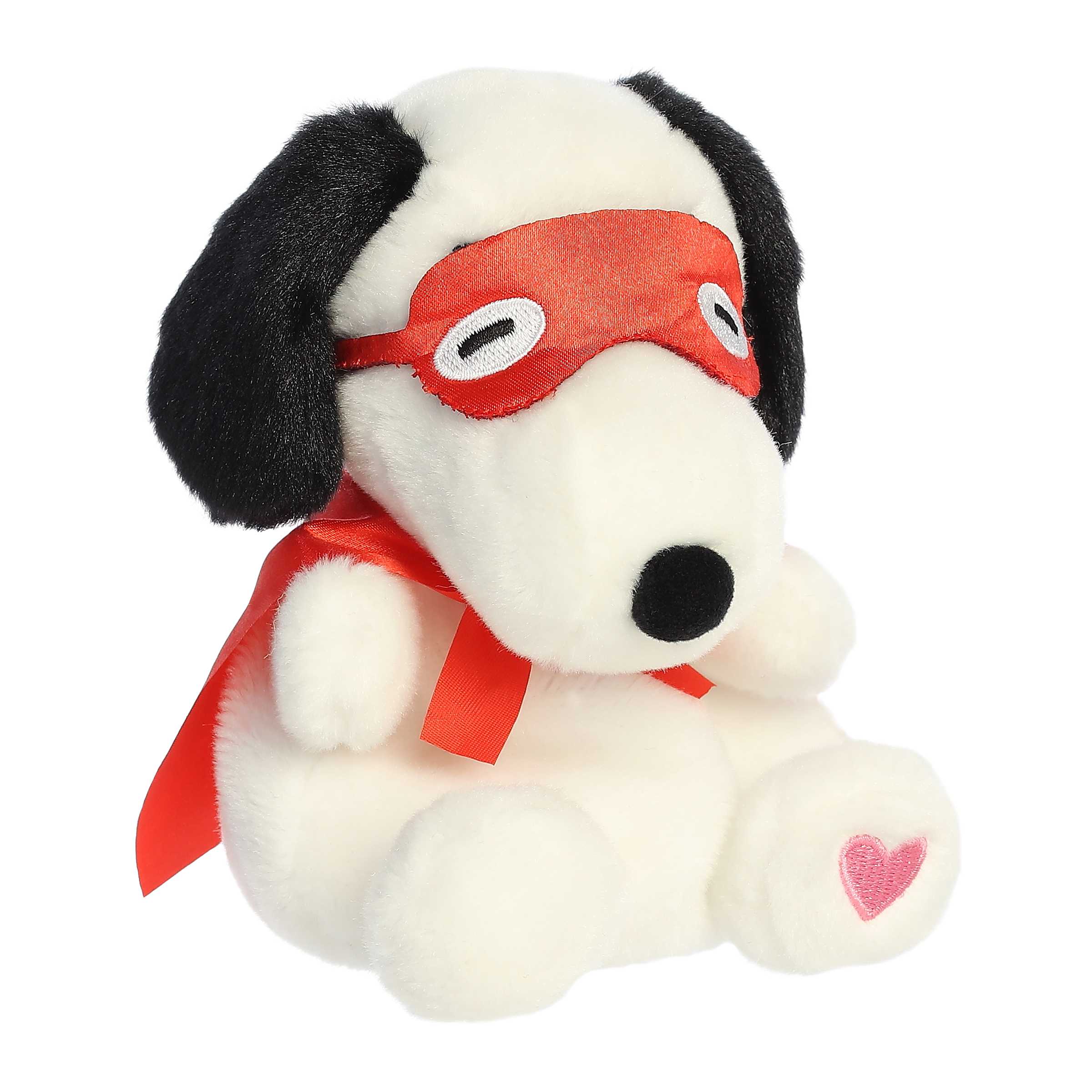 Alternative view of Snoopy Kissing Bandit